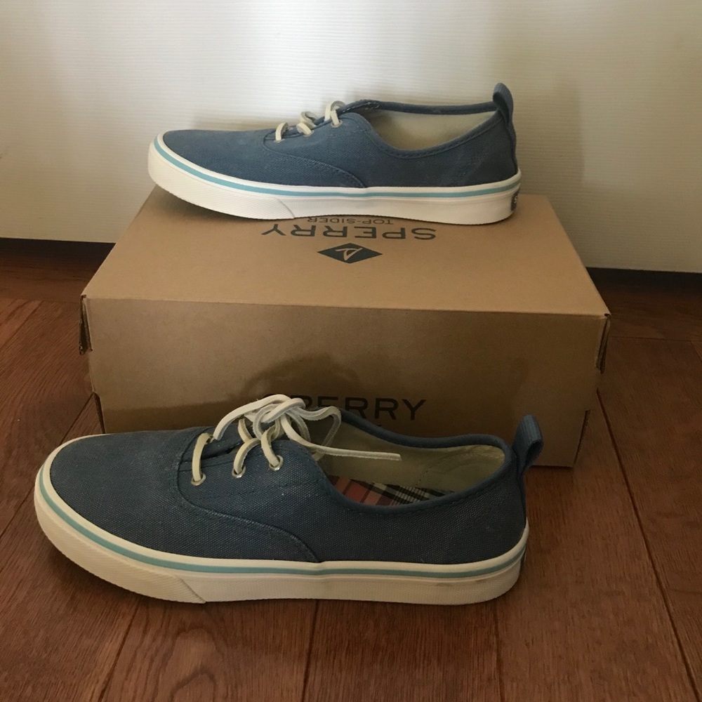 Women’s size 6 Sperry